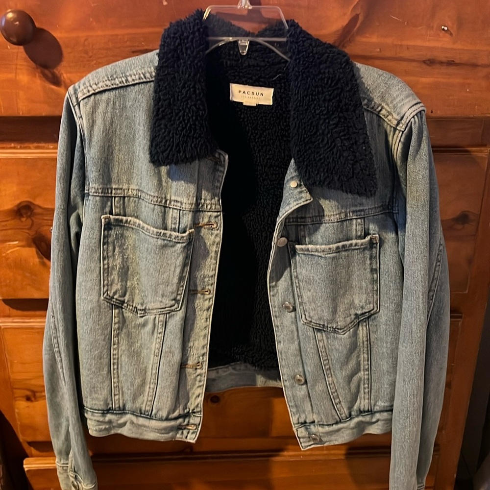Cropped jean jacket